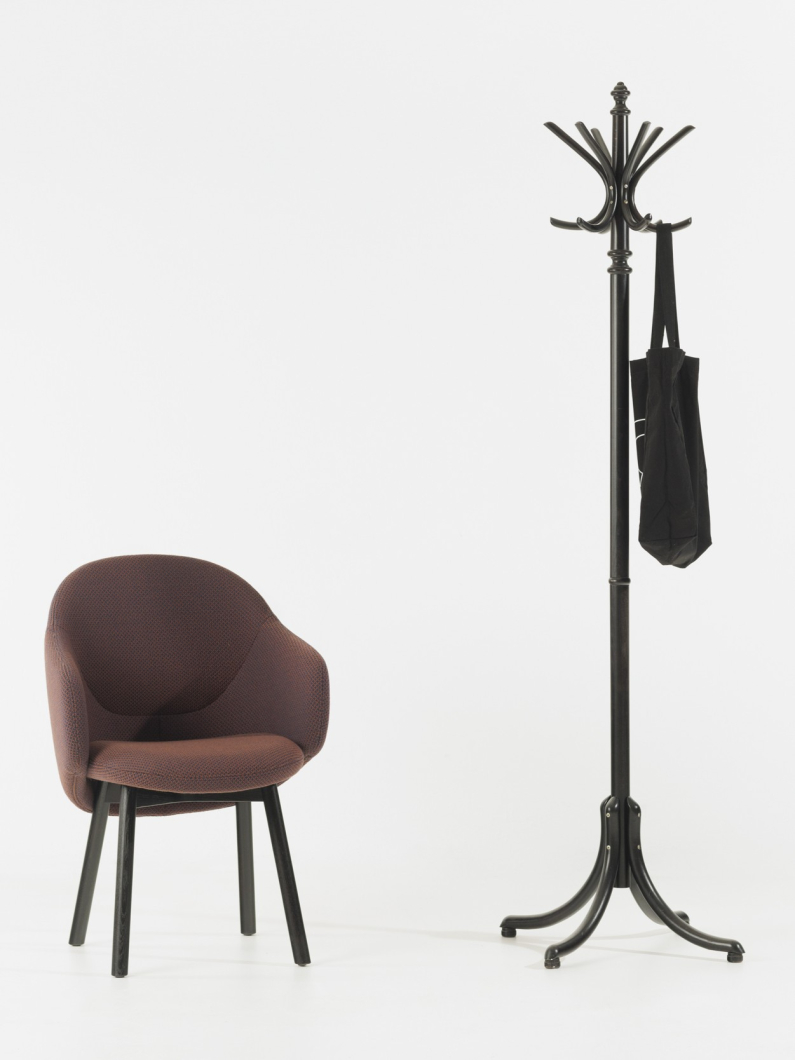 Ton-bentwood-furniture-Stand-by-20-coat-stand-wood