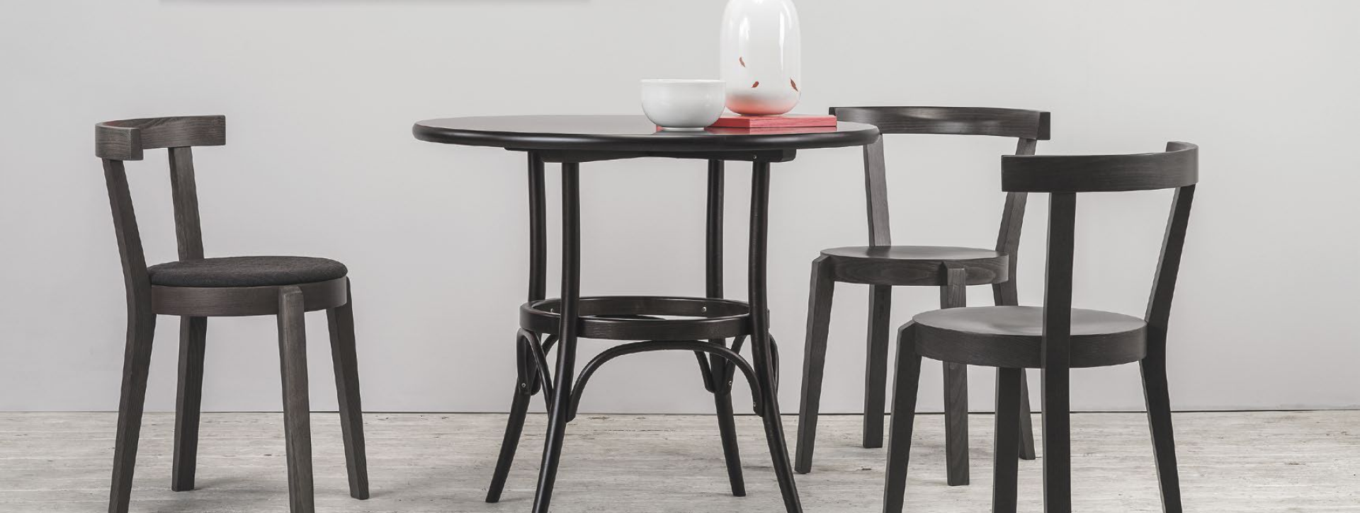 152-table-punton-chair