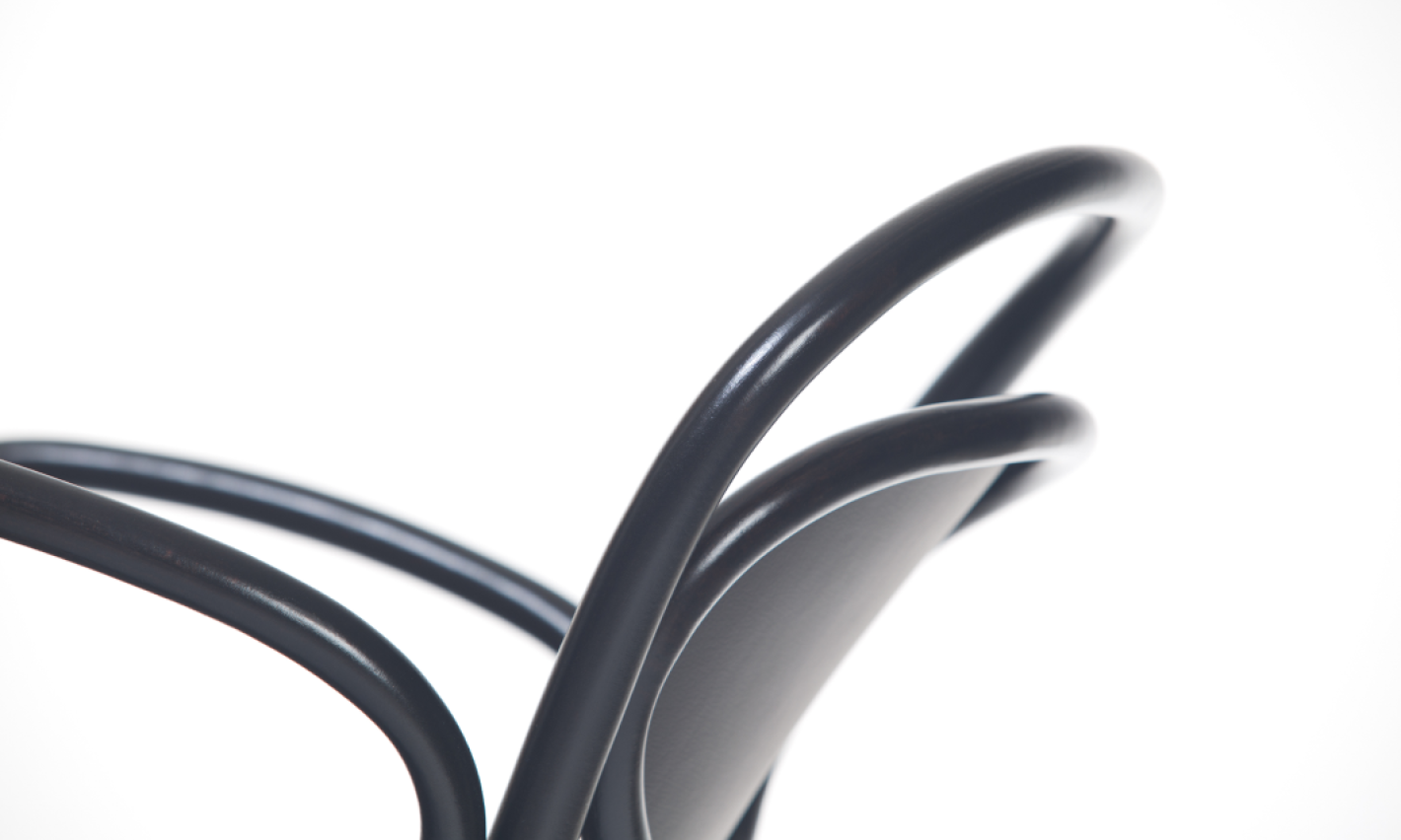 Ton-bentwood-furniture-wood-armchair-design-icon-model-20-detail