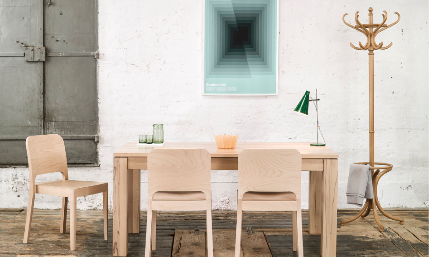 Ton-bentwood-furniture-Stand-by-15-coat-stand-wood-6