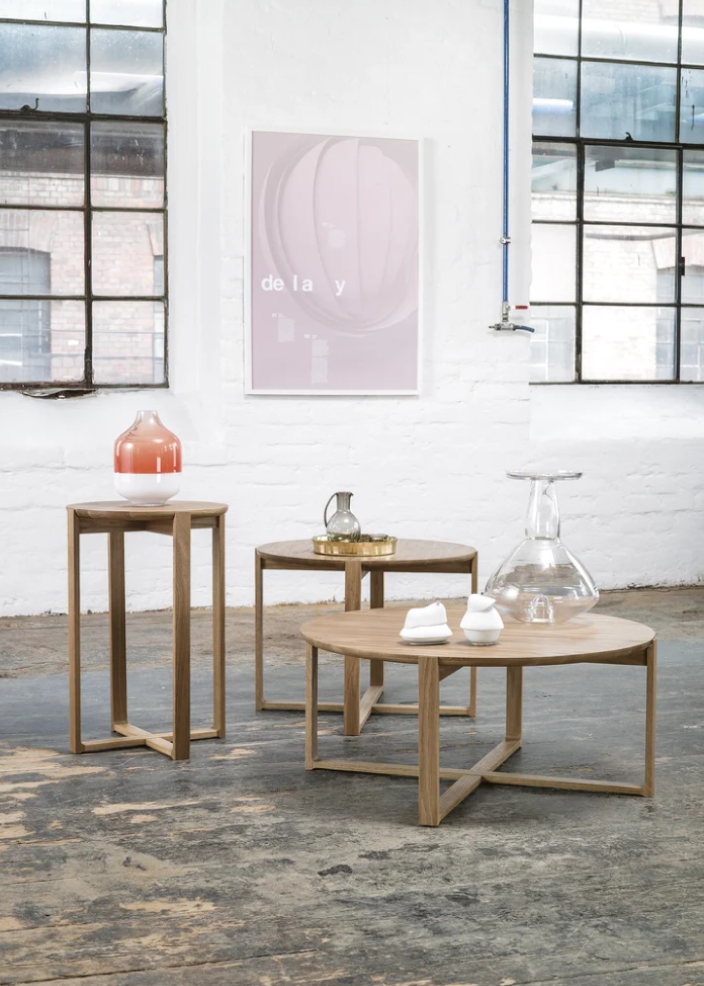 Ton-bentwood-furniture-wood-coffee-table-Delta-collection