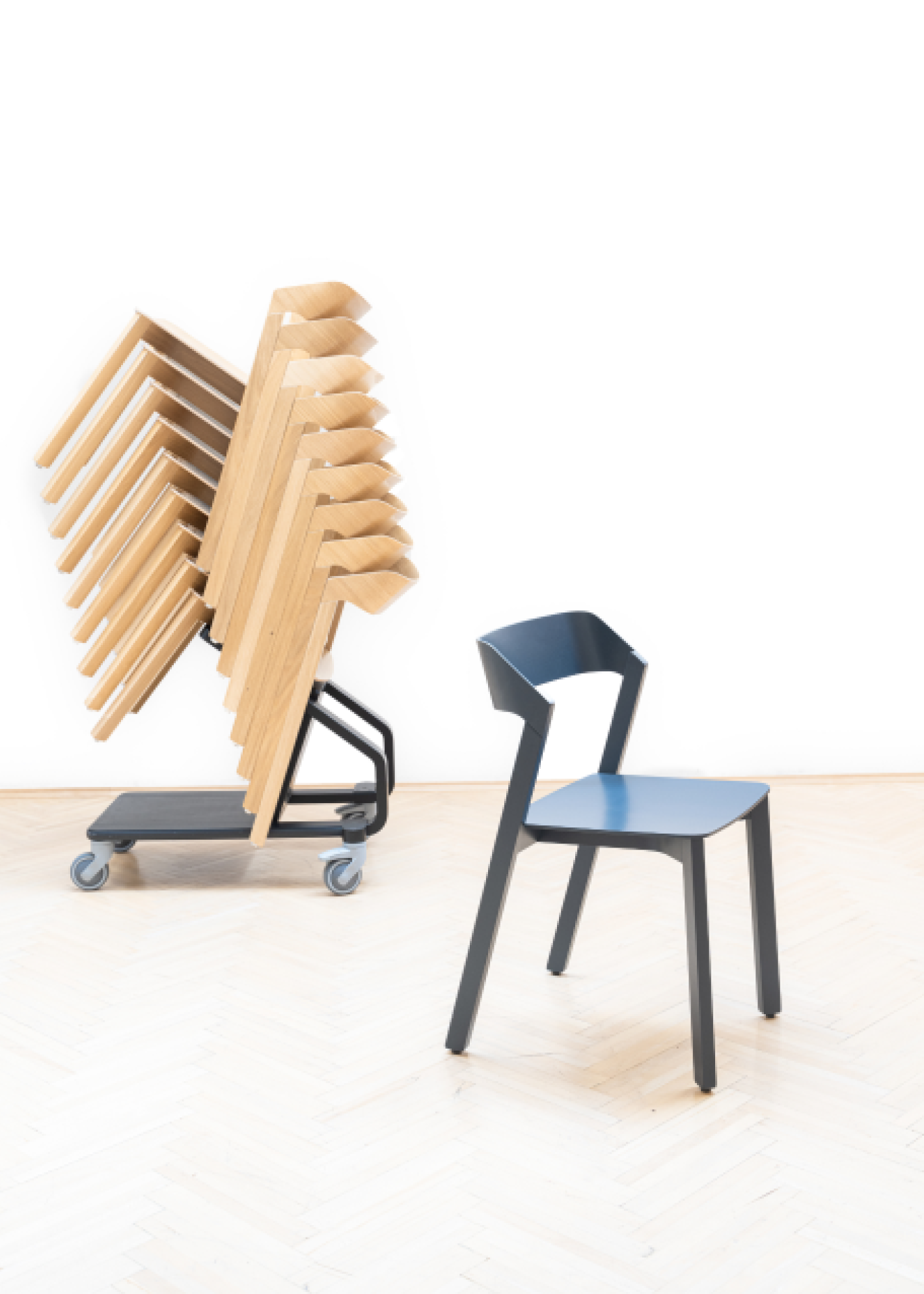 trolley-Merano-stacking-chairs-Ton