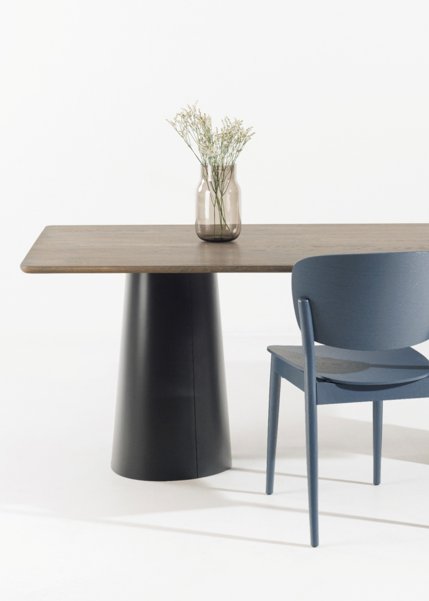 Ton-design-furniture-office-table-system-wood-POV-plus