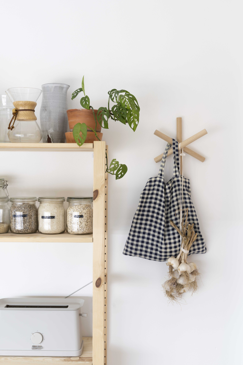 Logs-coat-hook-Ton-design-4