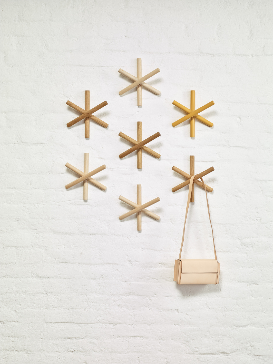Logs-Coat-Hook
